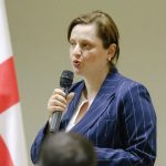 თბილისში ბუნებრივი გაზის მეთვალყურეობის სპეციალისტი მუშაობისას