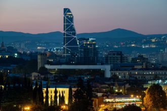 თბილისის skyline ღამით, თანამედროვე შენობები